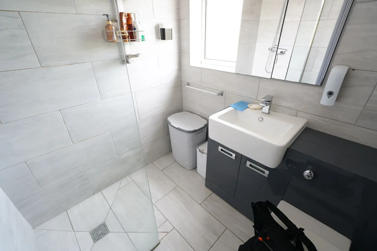 Silverlocke Road, Grays, Essex, RM17 6EU, photo 9