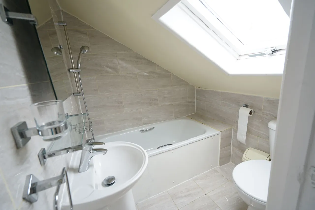 Silverlocke Road, Grays, Essex, RM17 6EU, photo 14