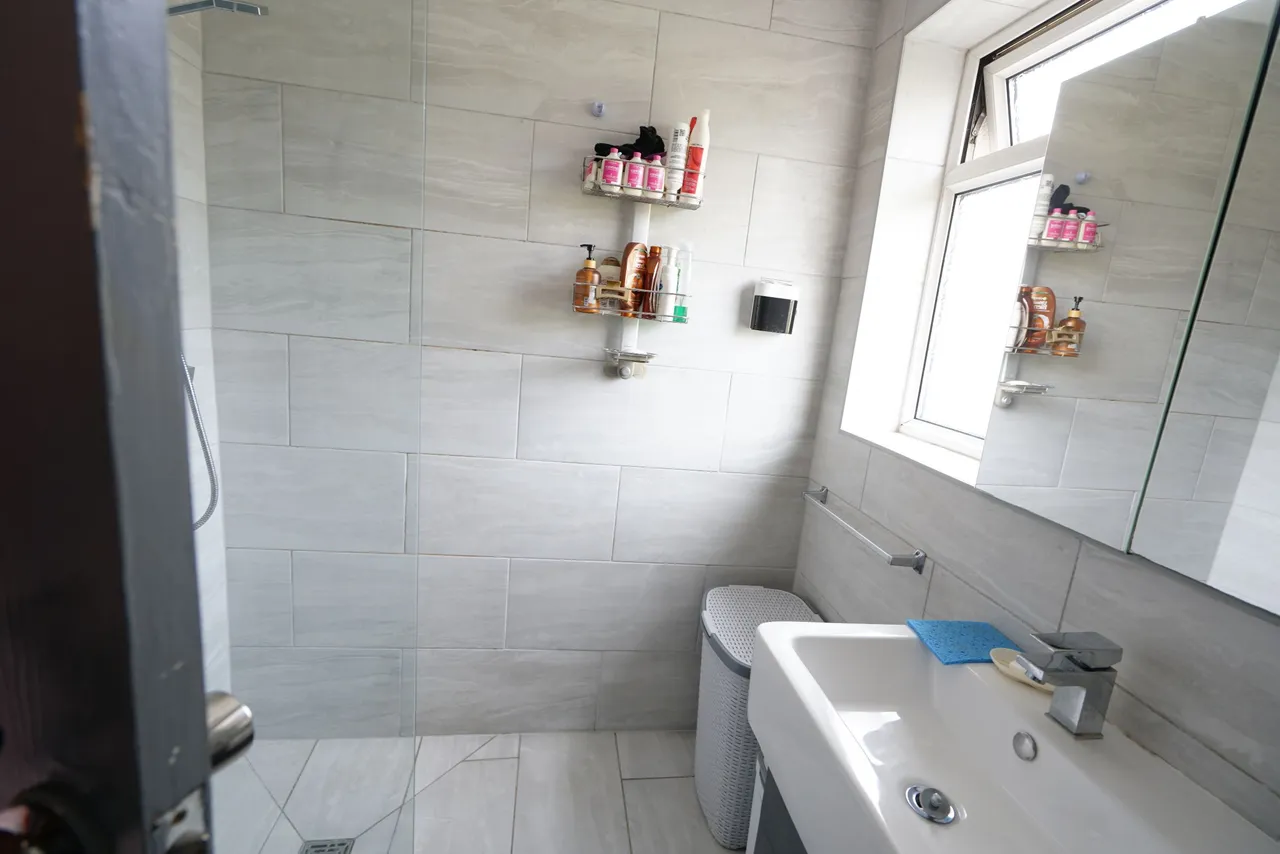 Silverlocke Road, Grays, Essex, RM17 6EU, photo 8