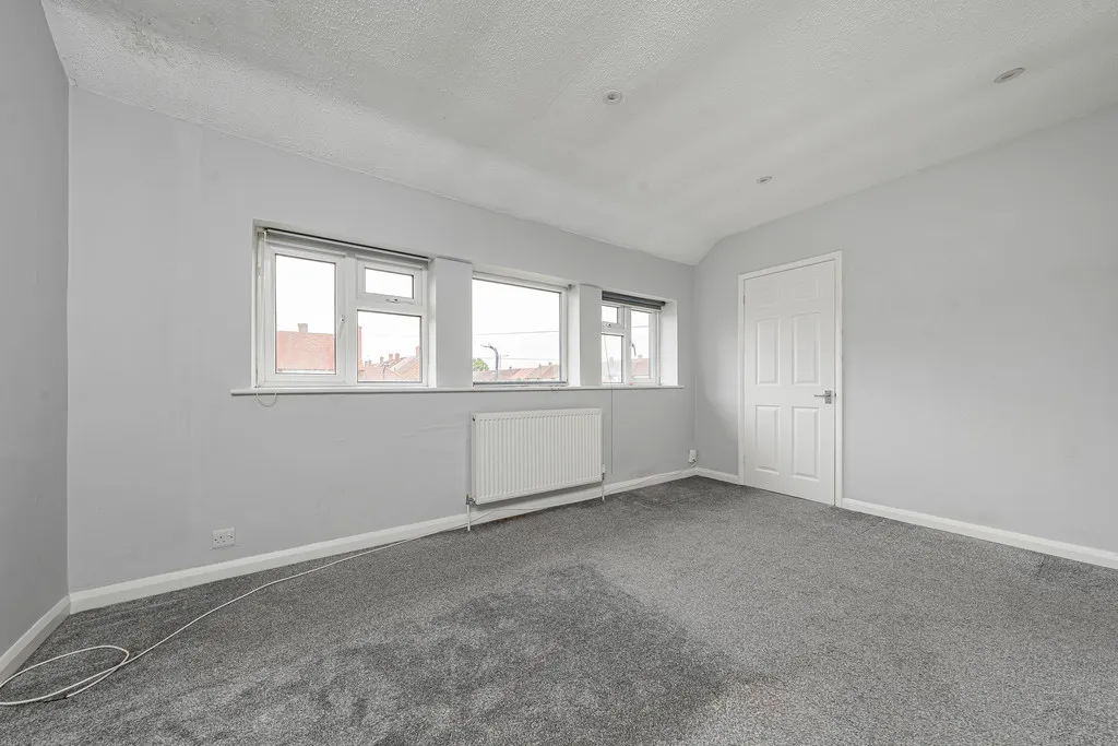 Trelawney Avenue, photo 21