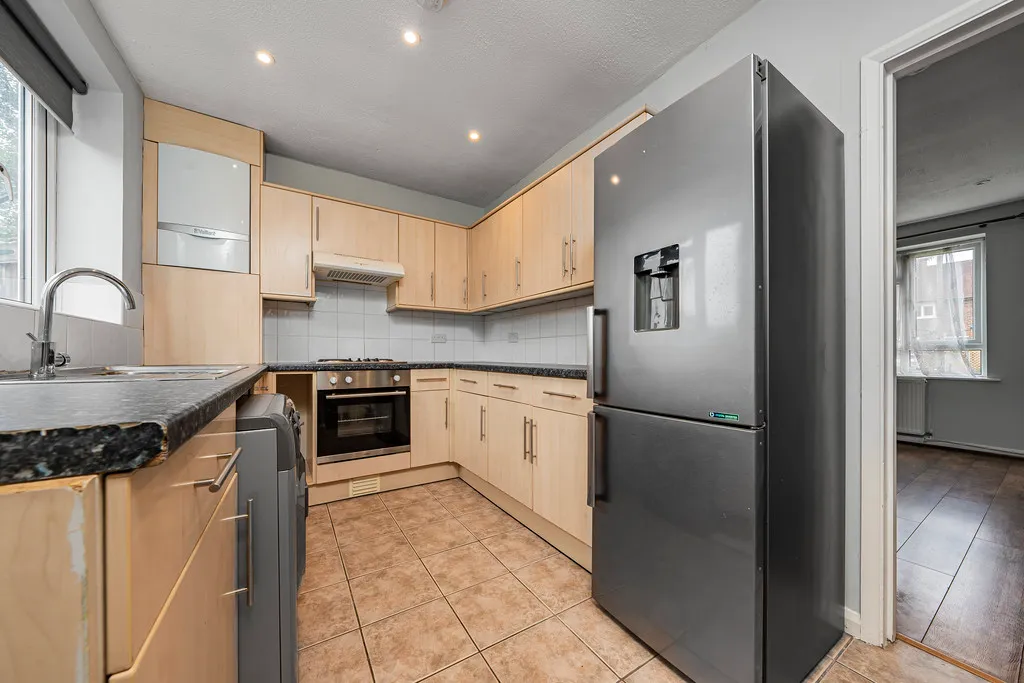 Trelawney Avenue, photo 17