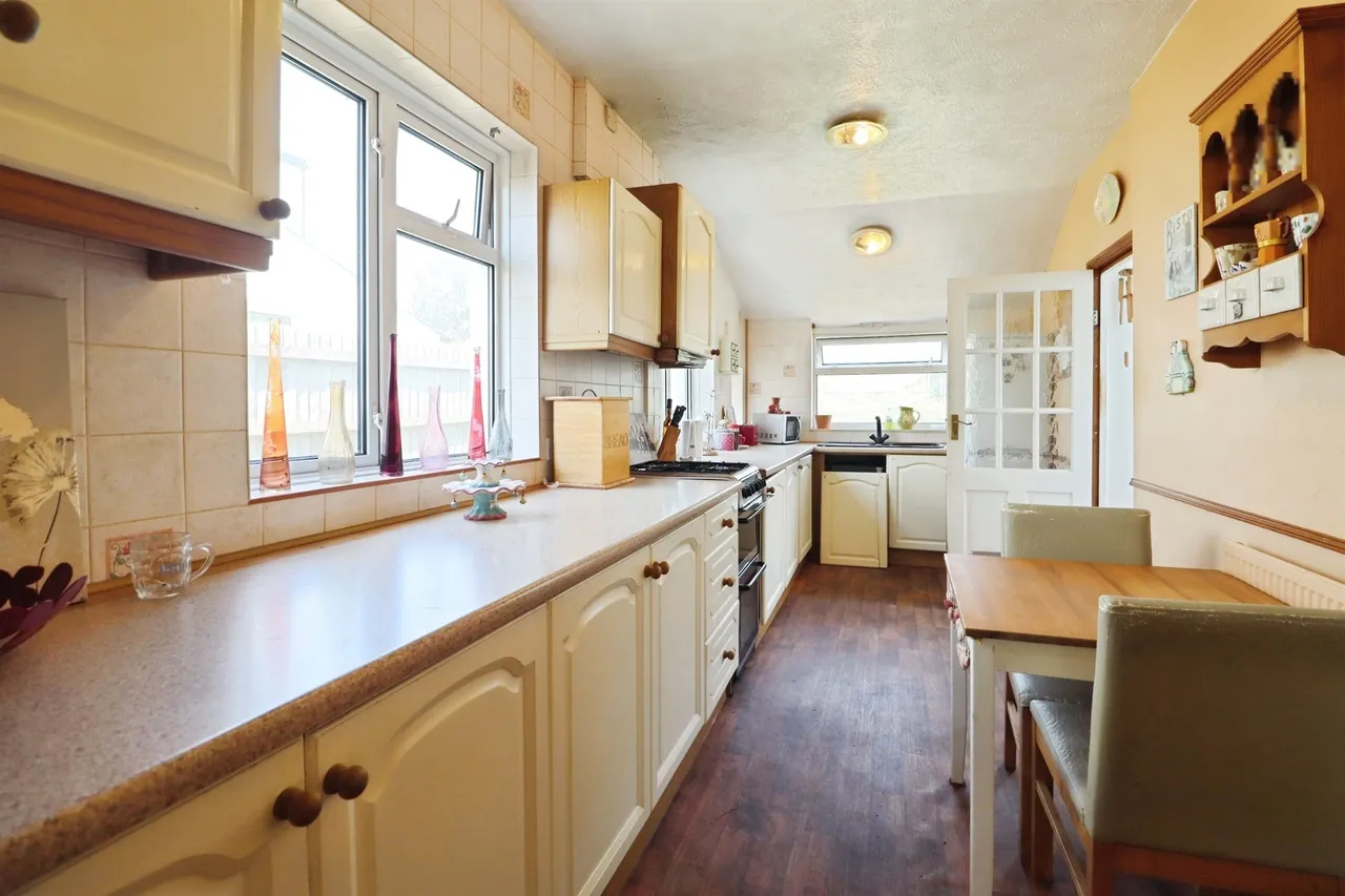 Wordsworth Avenue, Penarth, CF64, photo 13