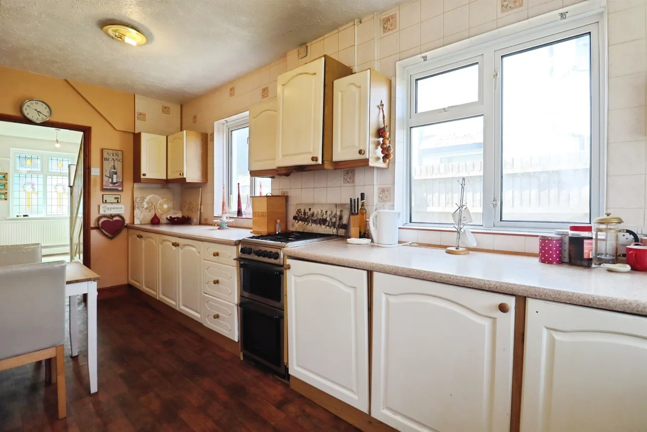 Wordsworth Avenue, Penarth, CF64, photo 12