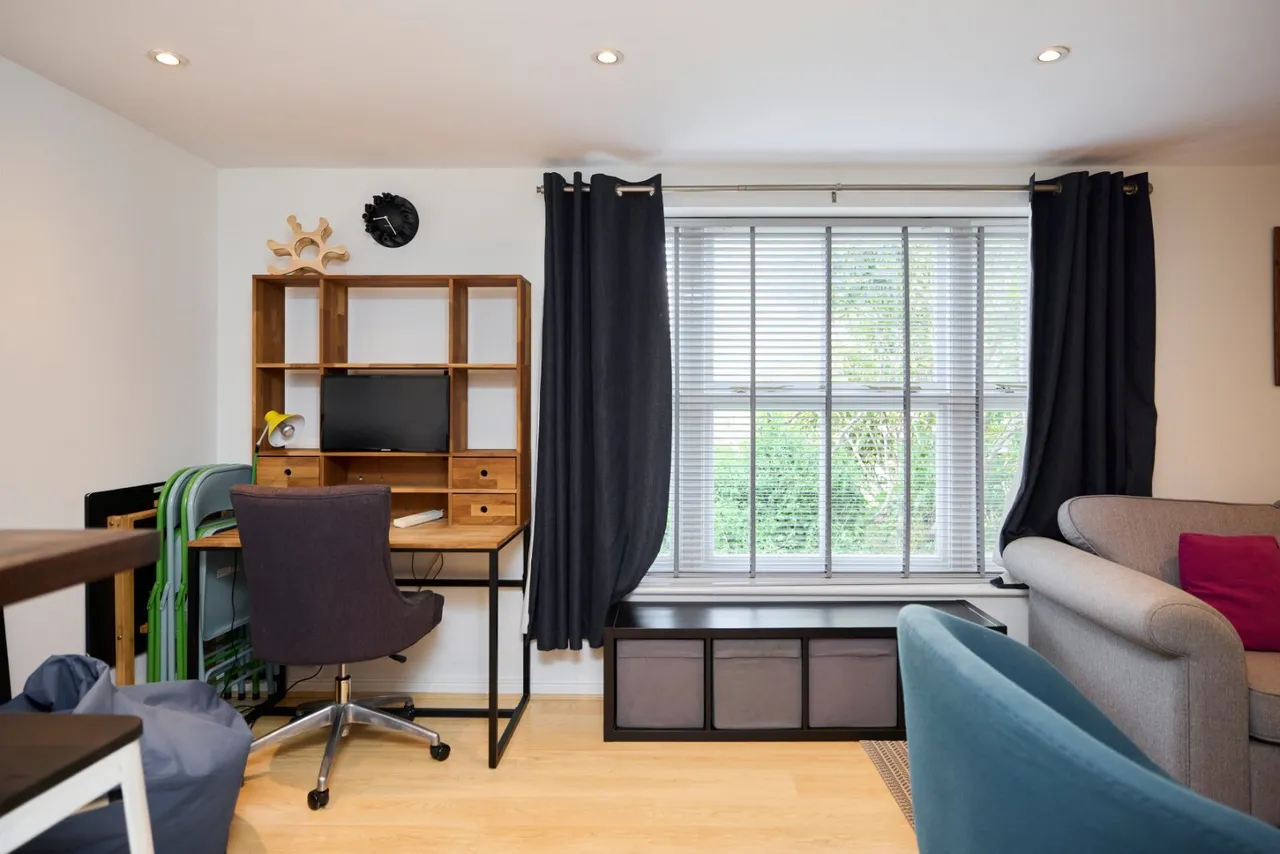 Mapeshill Place, London, NW2, photo 7