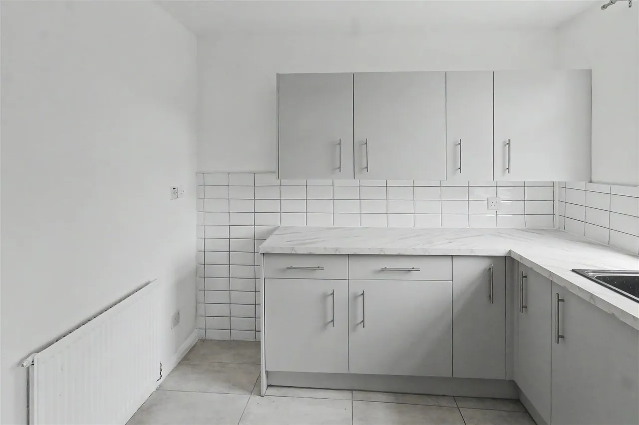 Wollaton Road, Beeston, NG9, photo 6