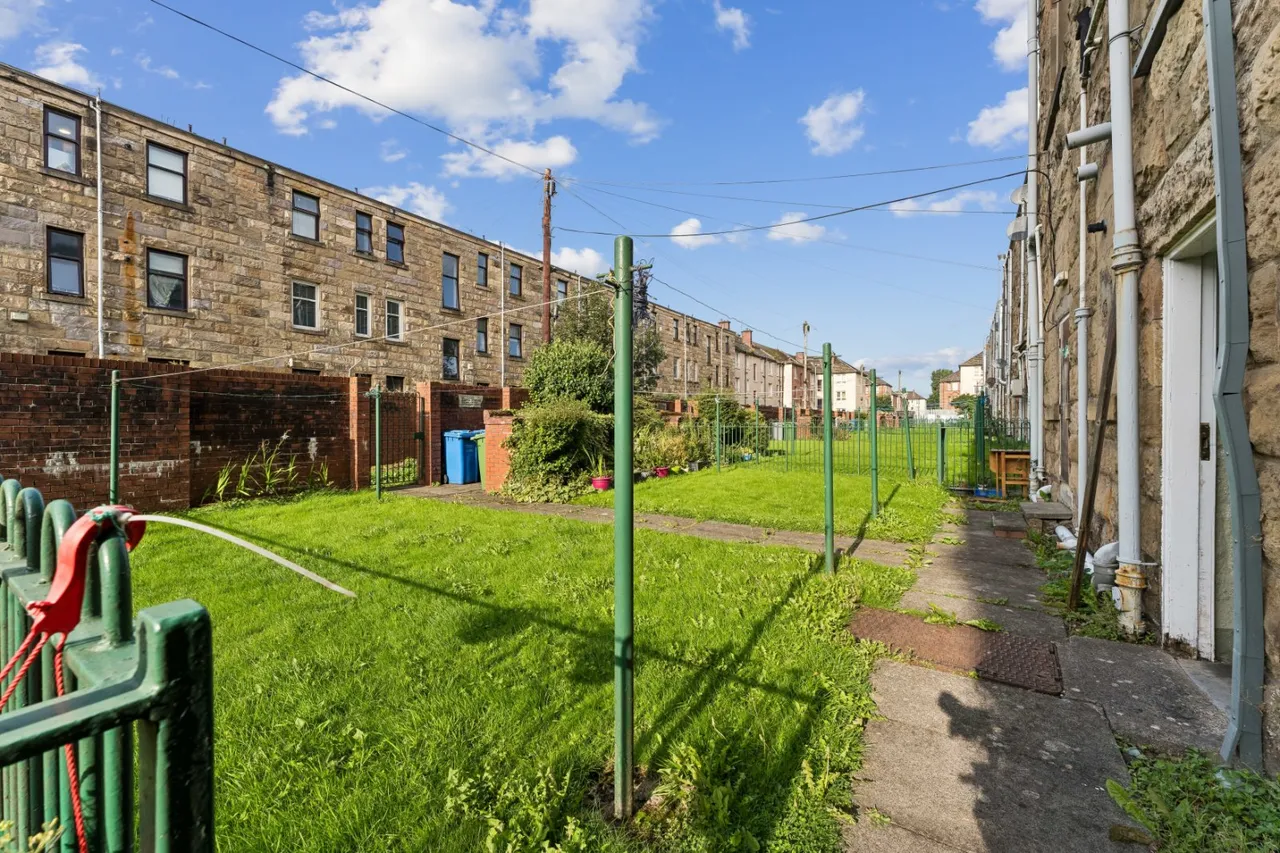 Dumbarton Road, Scotstoun, G14, photo 17