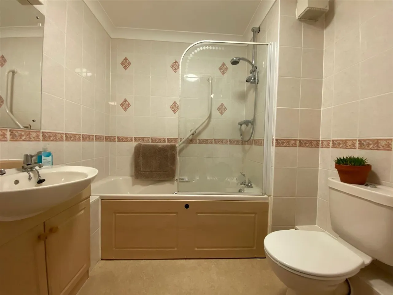 Worcester Road, Malvern, WR14, photo 10