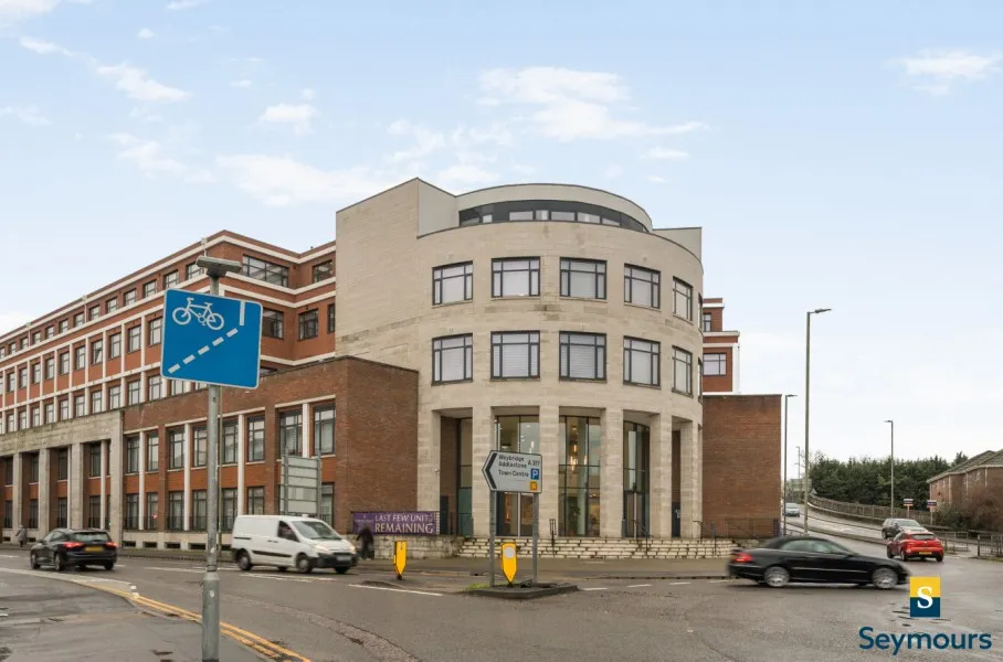 2 bed flat to rent, Pyrcroft Road, Chertsey, KT16
