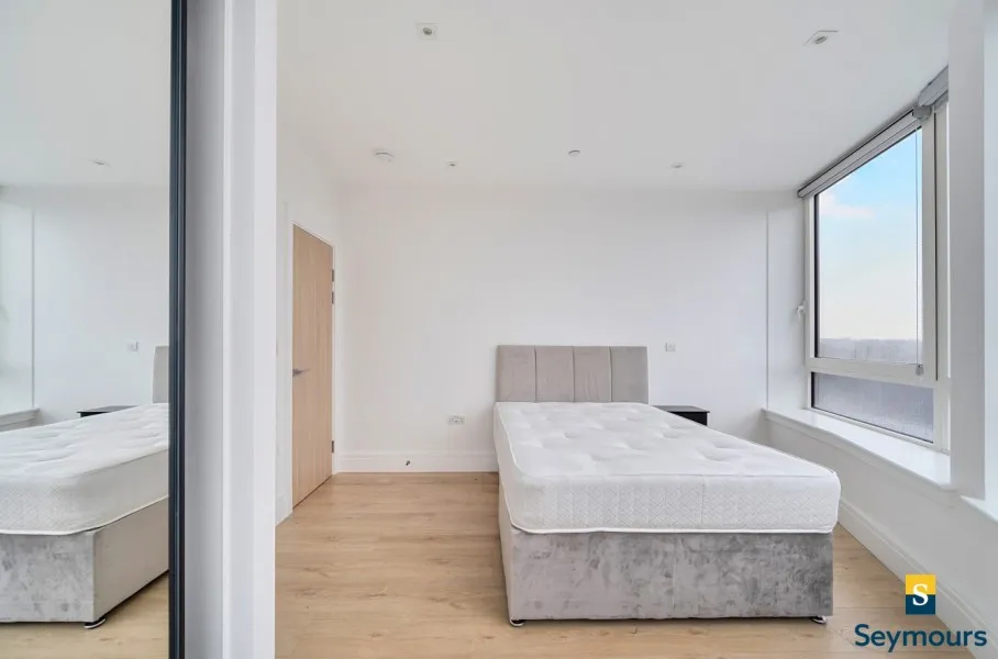 Pyrcroft Road, Chertsey, KT16, photo 6