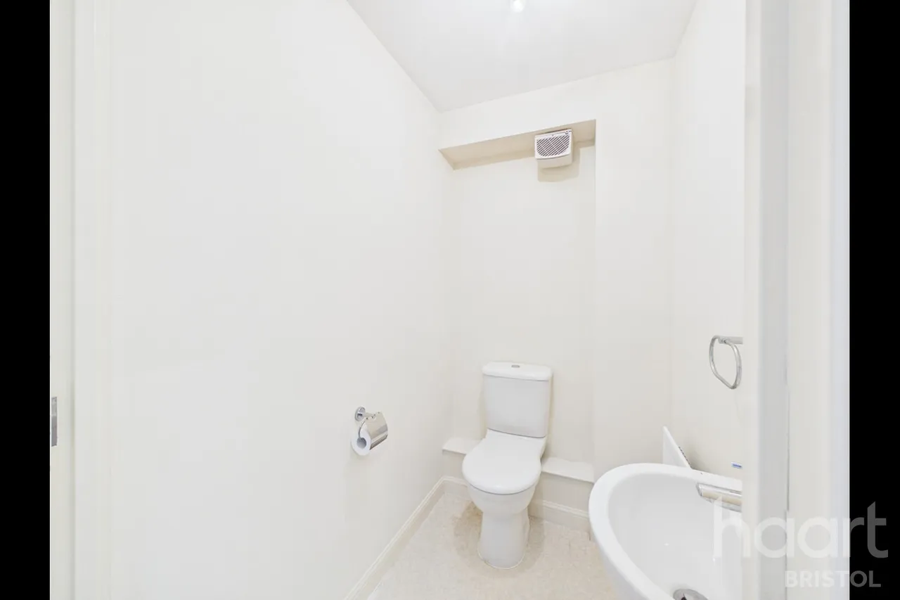 Wood Street, Bristol, BS34, photo 4