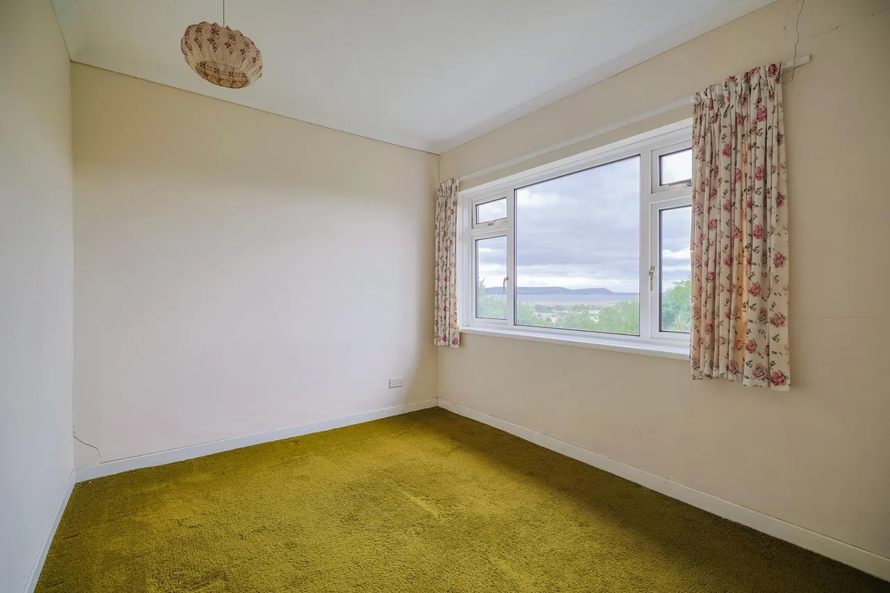 Ar Y Bryn, Pembrey, photo 14