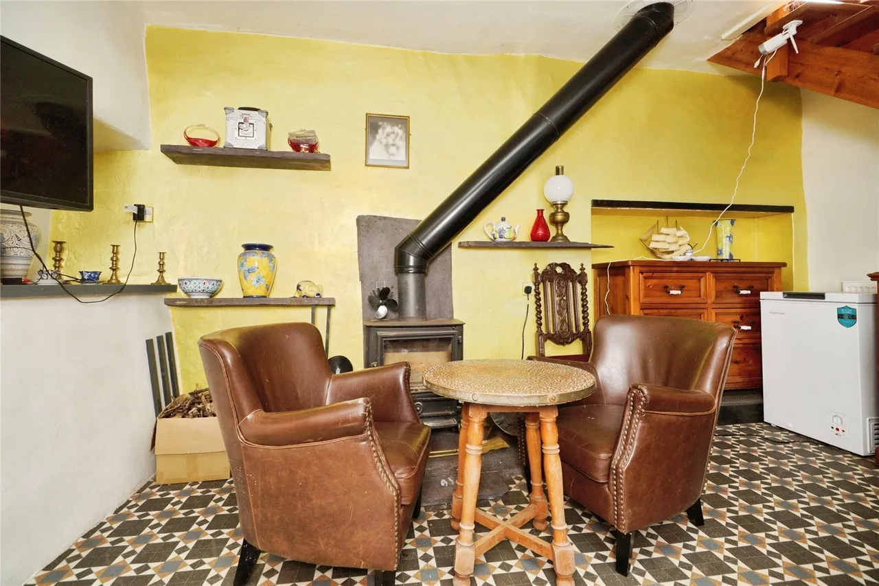 Clynnogfawr, Caernarfon, LL54, photo 8