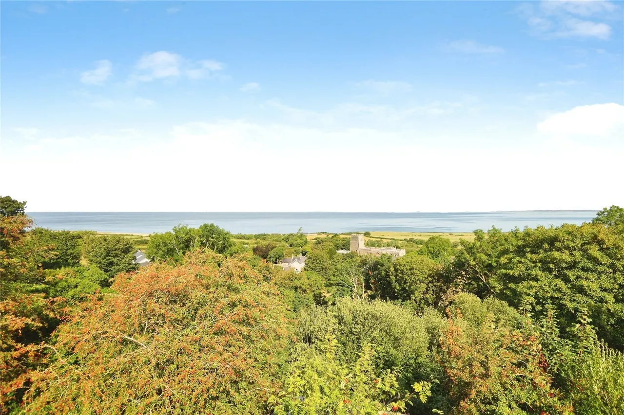 Clynnogfawr, Caernarfon, LL54, photo 4