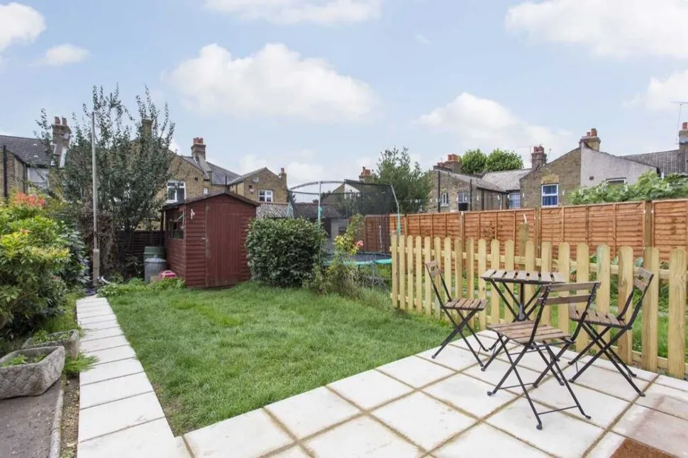 Shieldhall Street, London, SE2, photo 8