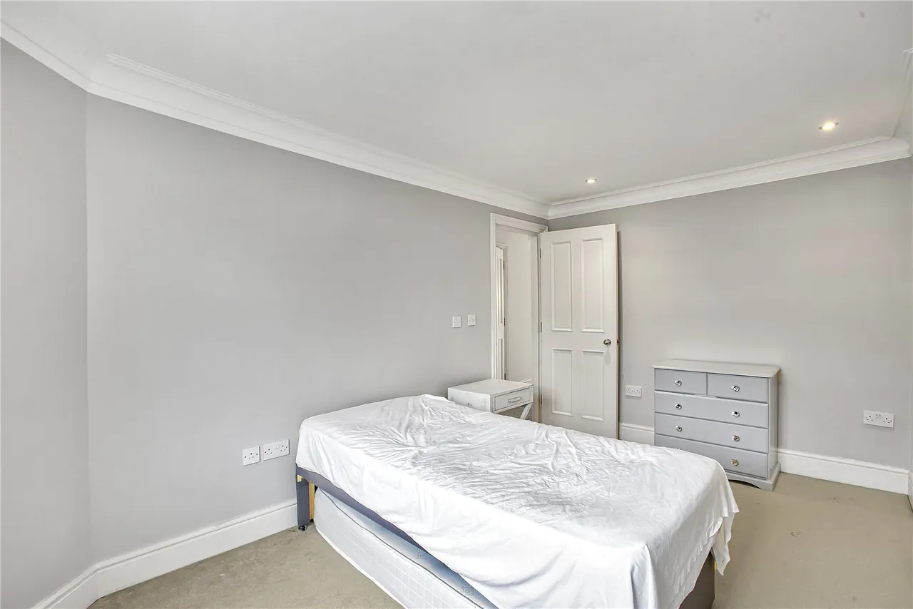 Ridgway, Wimbledon Village, London, SW19, photo 28