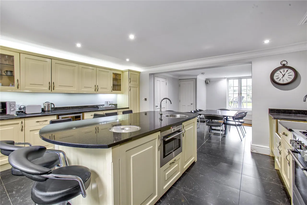 Ridgway, Wimbledon Village, London, SW19, photo 4