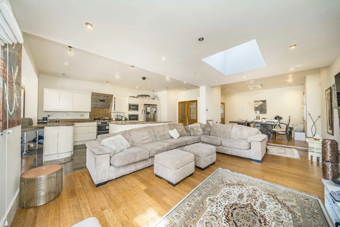 Prentis Road, SW16, photo 6
