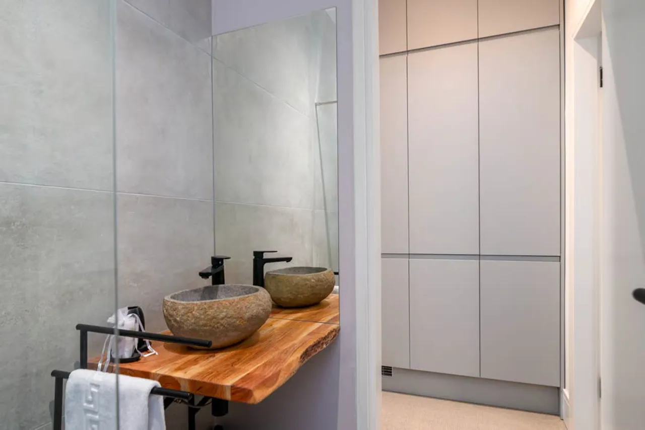 First Floor, 122 Packington Street, London, photo 12