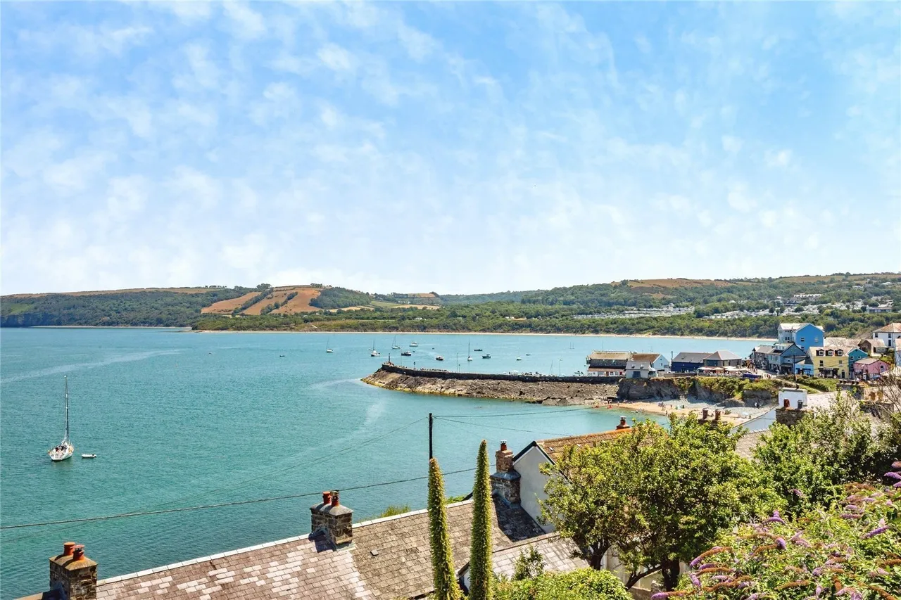 Marine Terrace, New Quay, SA45, photo 19