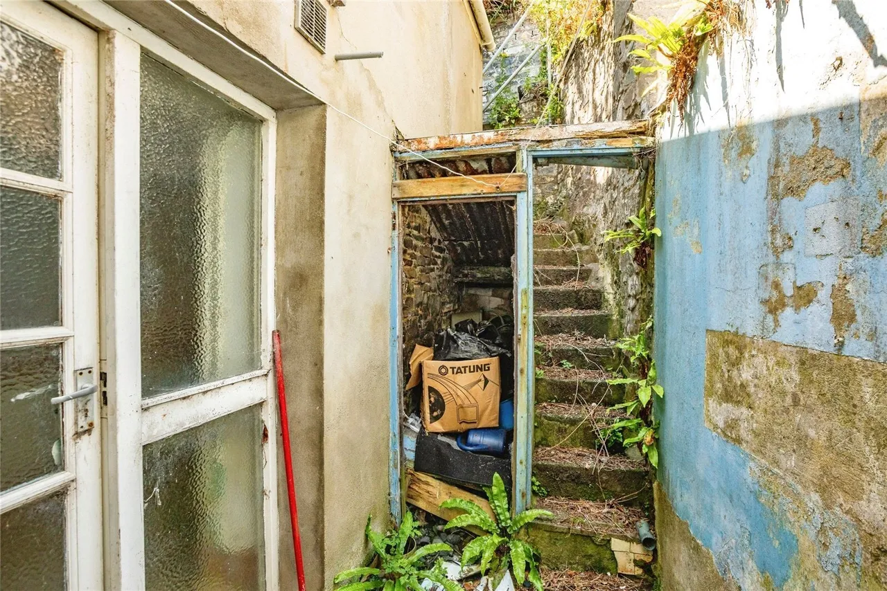 Marine Terrace, New Quay, SA45, photo 16