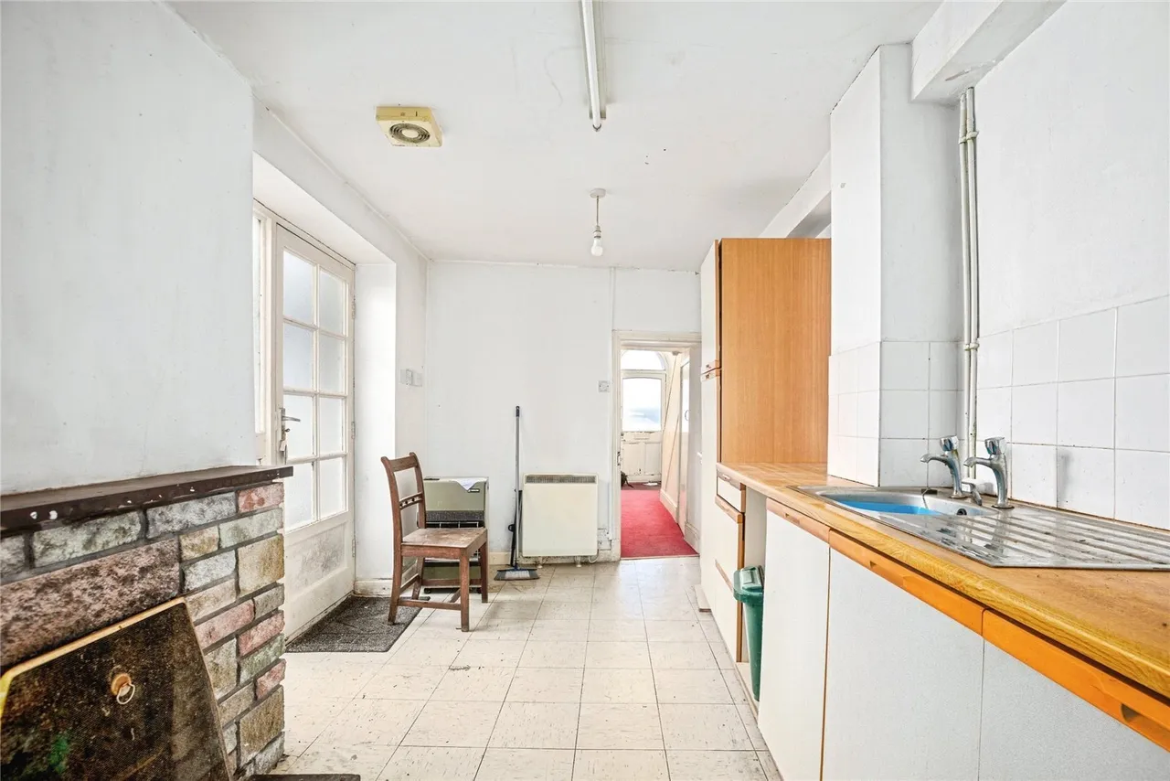 Marine Terrace, New Quay, SA45, photo 7