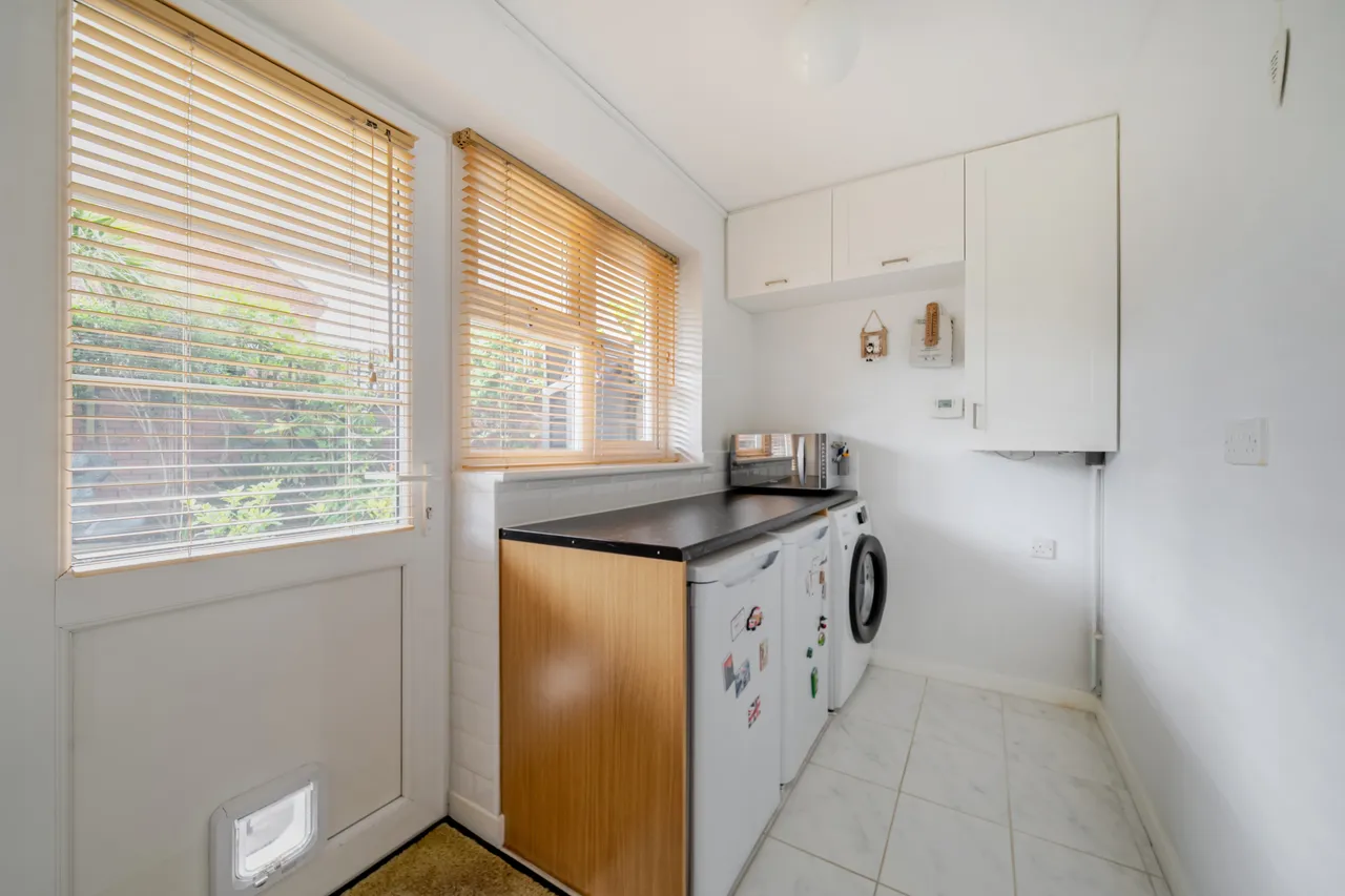 Farmers Way, Seer Green, HP9, photo 11