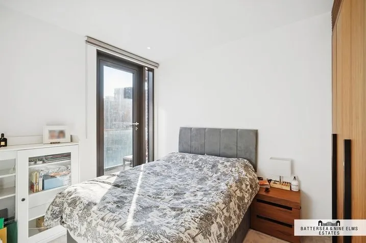Embassy Gardens, SW11, photo 7