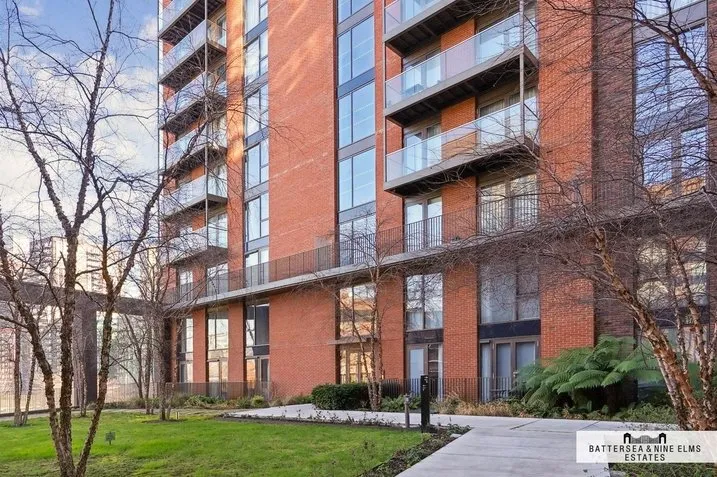 Embassy Gardens, SW11, photo 13