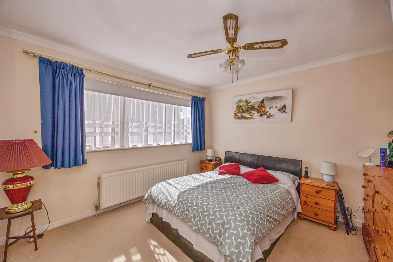 The Florins, Waterlooville, photo 5