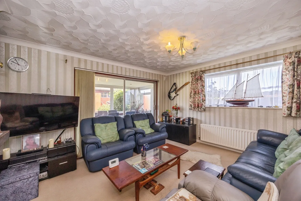 The Florins, Waterlooville, photo 2