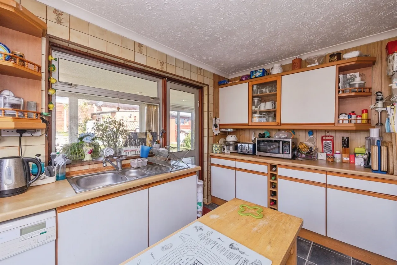 The Florins, Waterlooville, photo 3