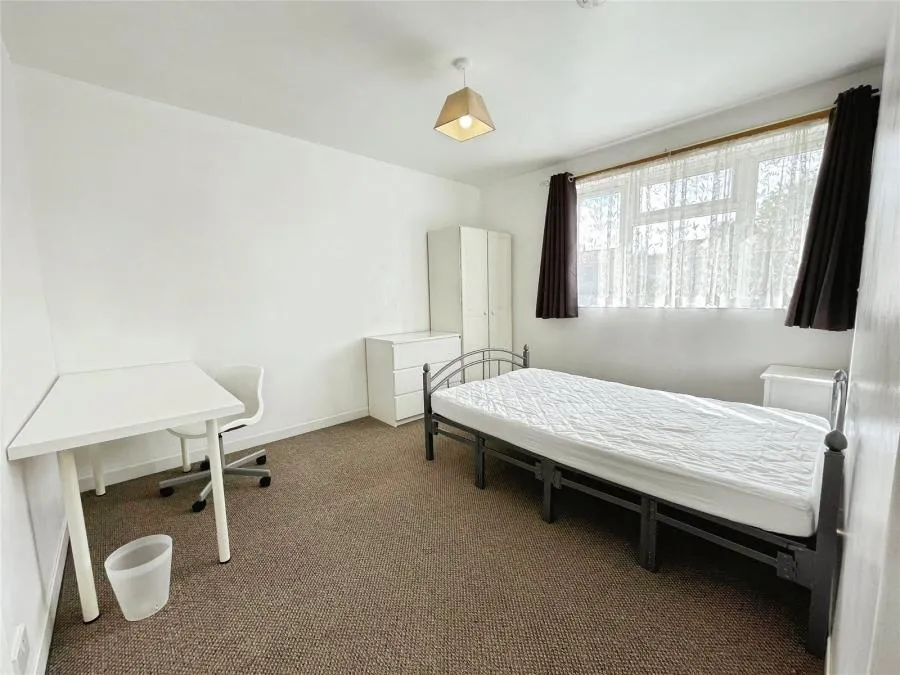 Founder Close, Coventry, CV4, photo 9