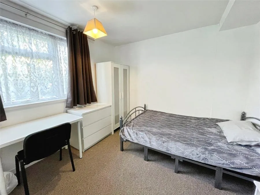 Founder Close, Coventry, CV4, photo 7