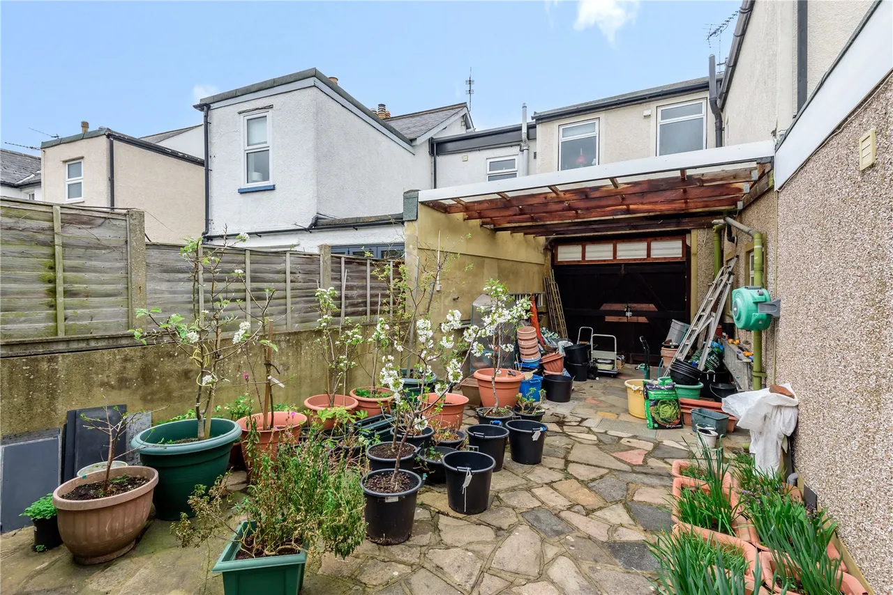 School Road, Hampton Hill, Hampton, TW12 1QL, photo 14