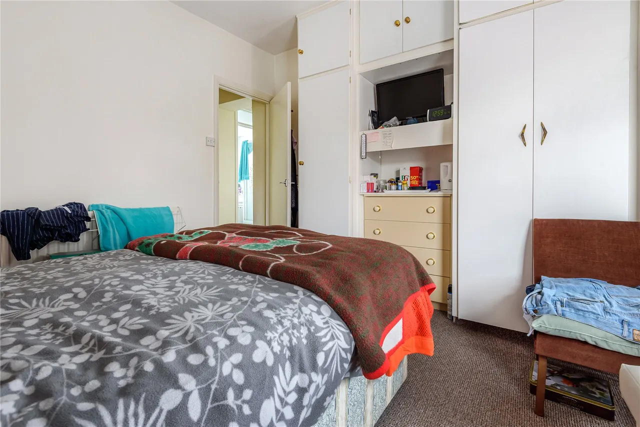 School Road, Hampton Hill, Hampton, TW12 1QL, photo 6