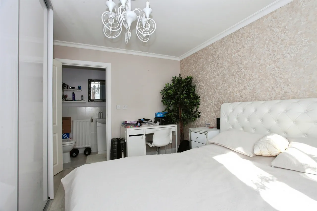 Hawksbill Way, Peterborough, PE2, photo 12