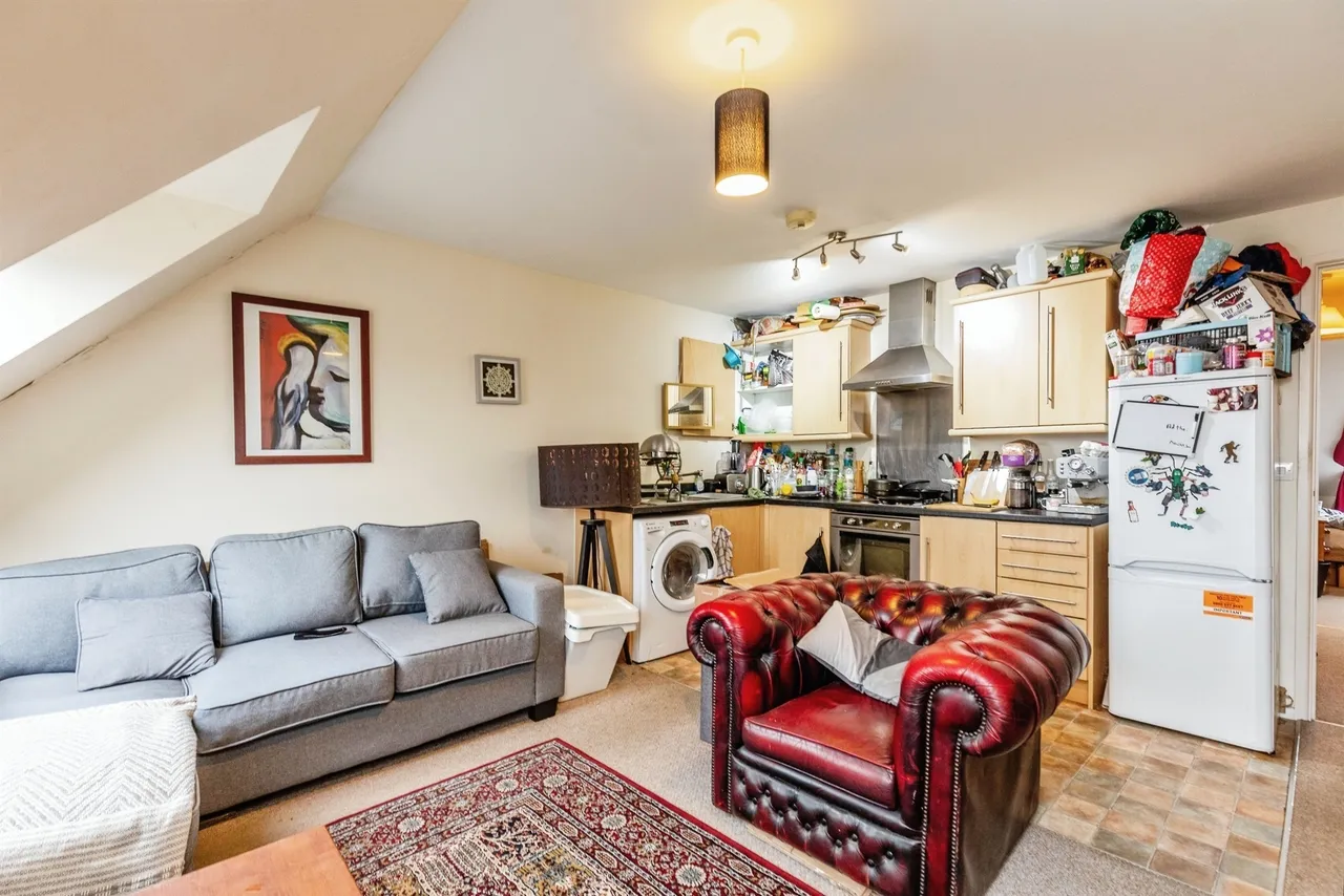 Avonmouth Road, Bristol, photo 3