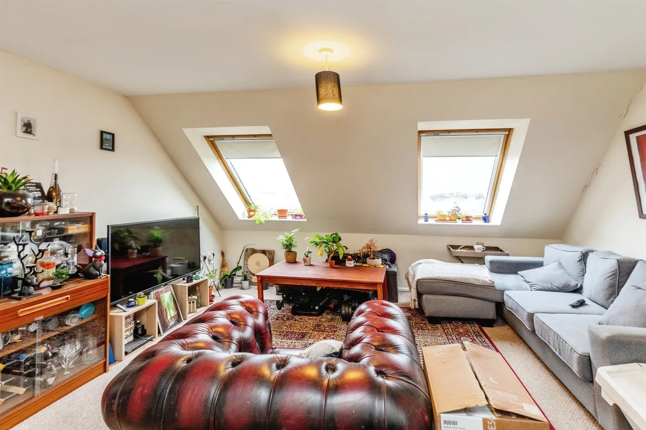 Avonmouth Road, Bristol, photo 7
