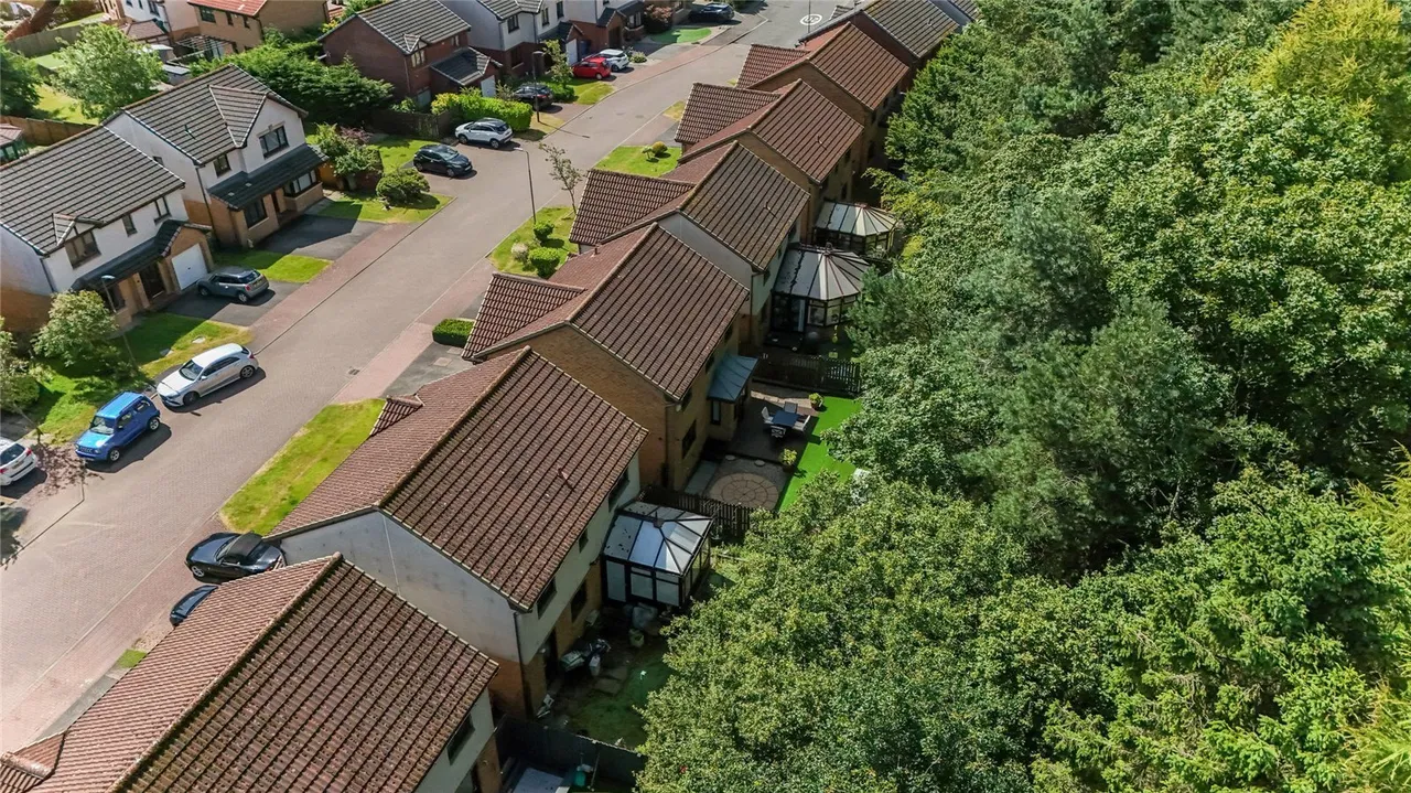 Waverley Crescent, Livingston, West Lothian, EH54, photo 23