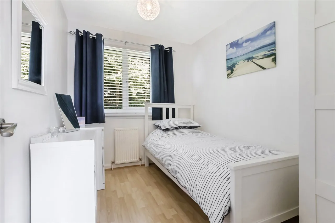 Waverley Crescent, Livingston, West Lothian, EH54, photo 18