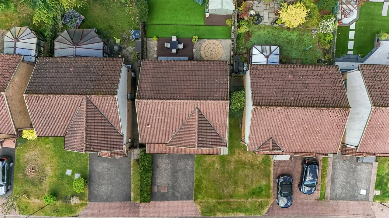 Waverley Crescent, Livingston, West Lothian, EH54, photo 22