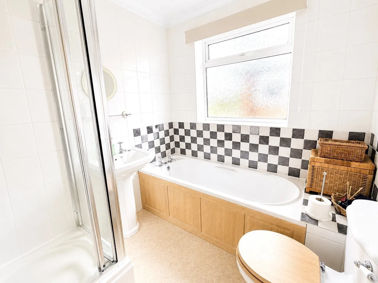 Boroughbridge Road, Northallerton, North Yorkshire, DL7, photo 16
