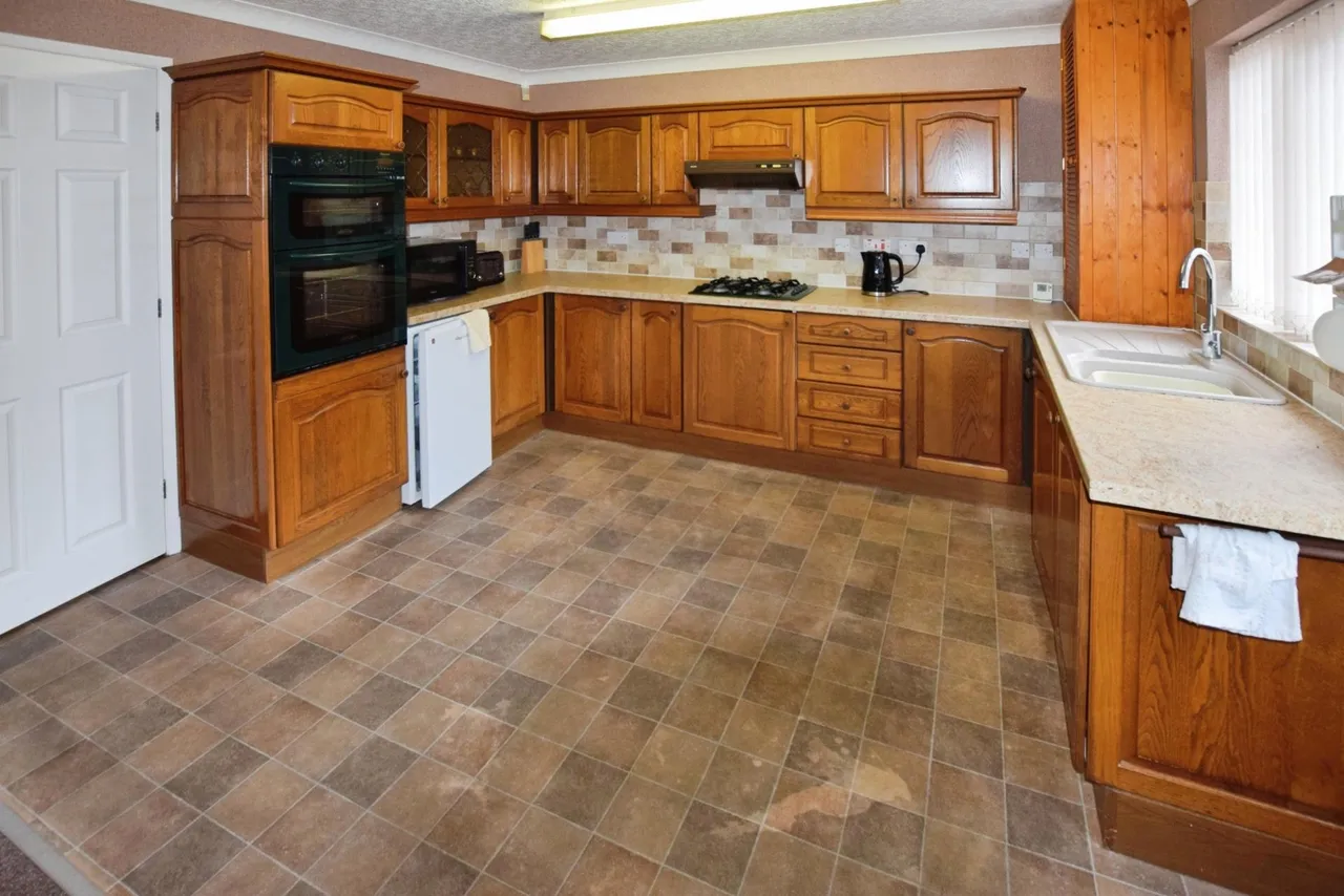 Beacon Park Drive, Skegness, PE25, photo 6
