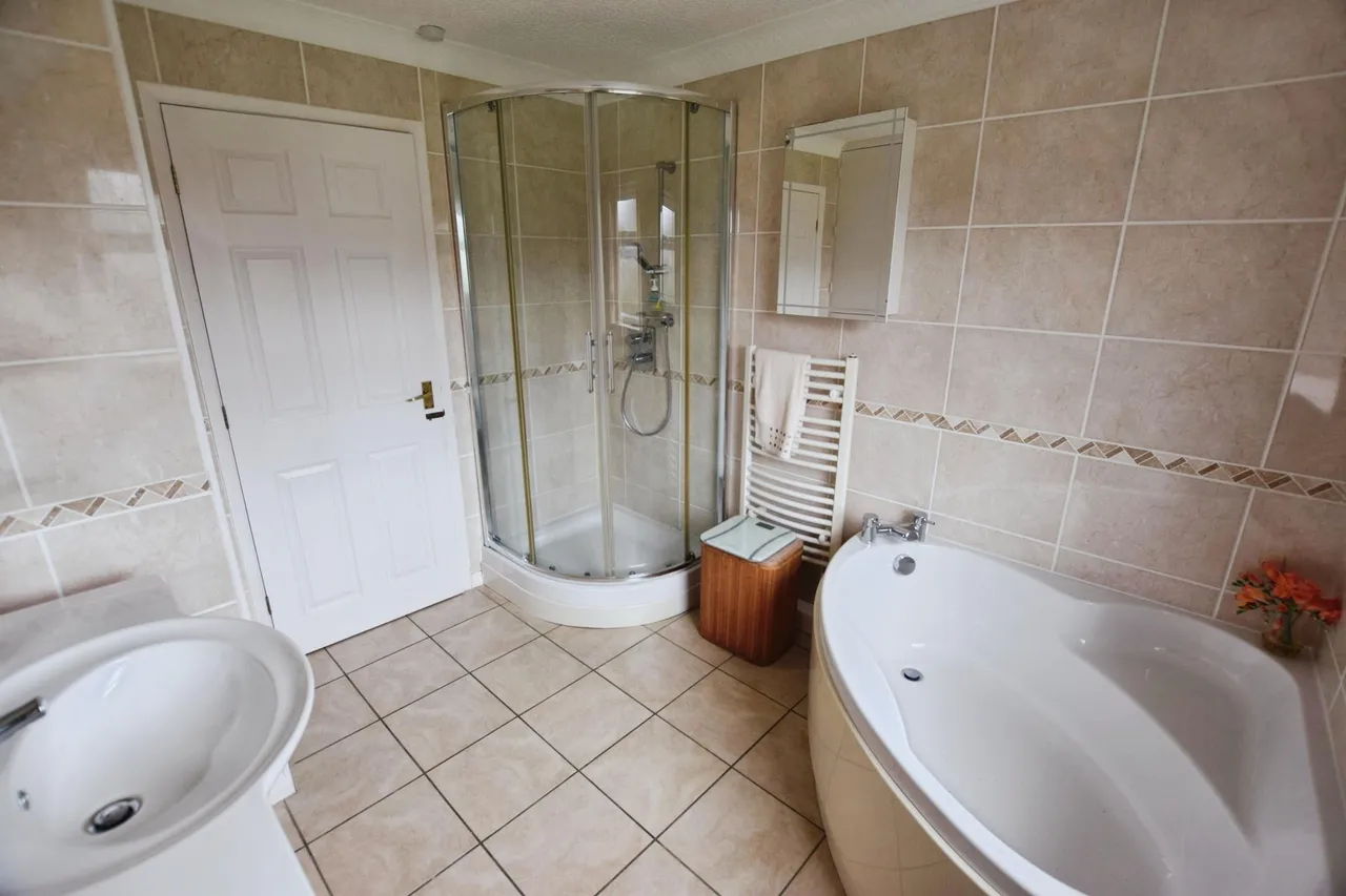 Beacon Park Drive, Skegness, PE25, photo 14