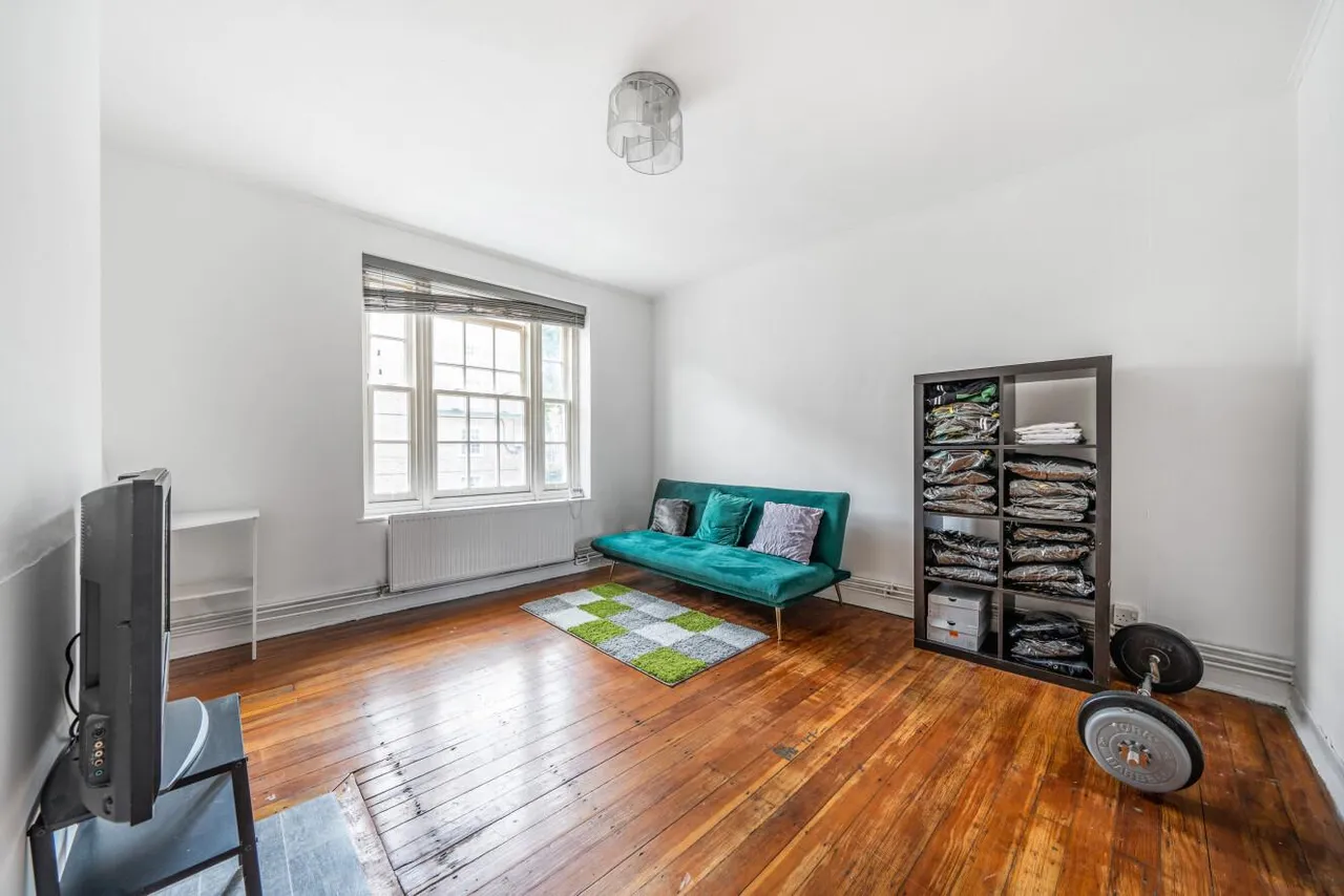 Kennington Road, Kennington, London, SE11, photo 12