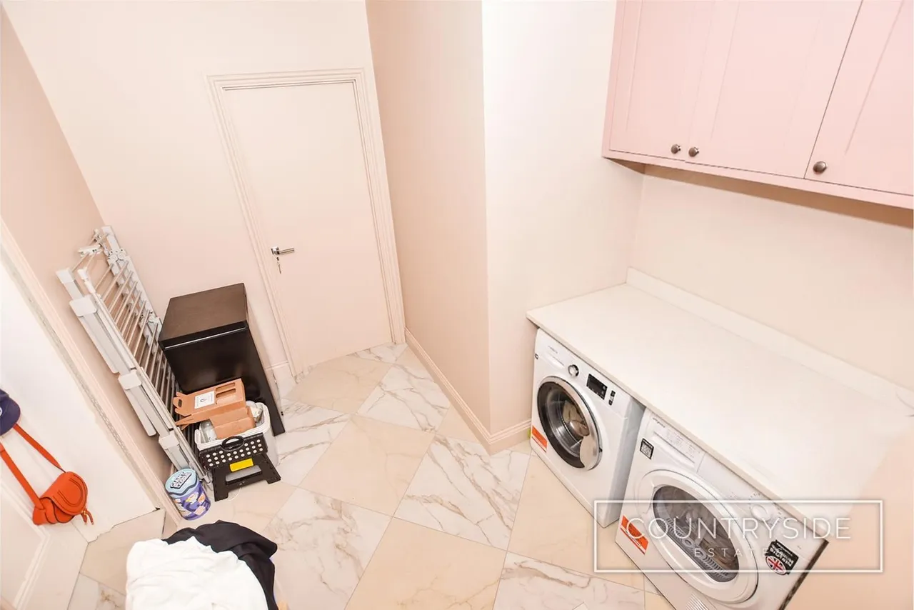 Southwell Road, Benfleet, photo 9