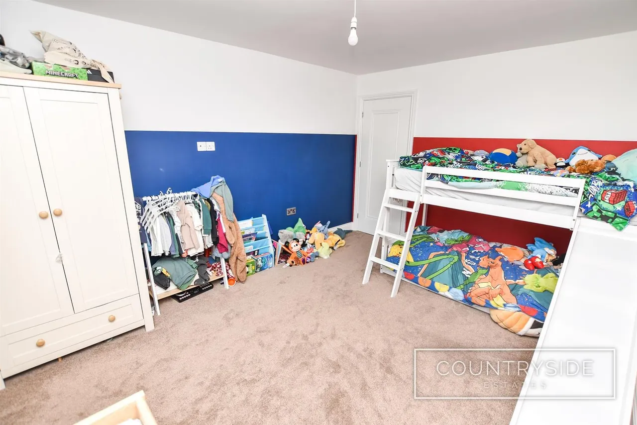 Southwell Road, Benfleet, photo 15