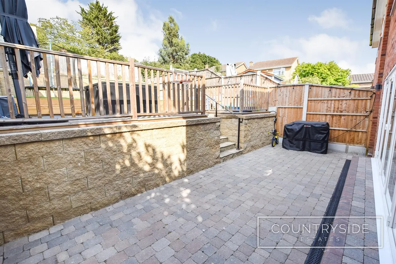 Southwell Road, Benfleet, photo 20