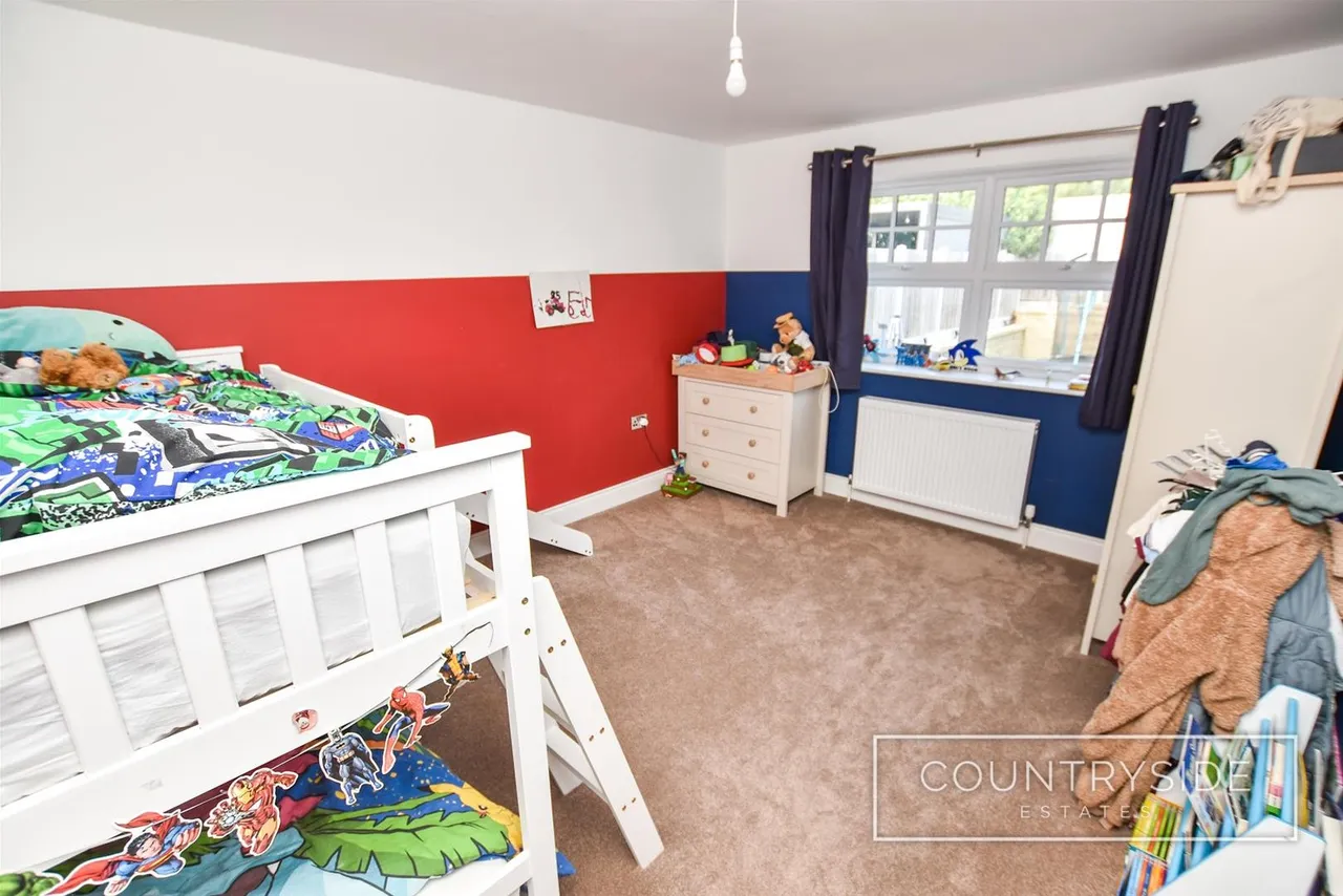 Southwell Road, Benfleet, photo 16
