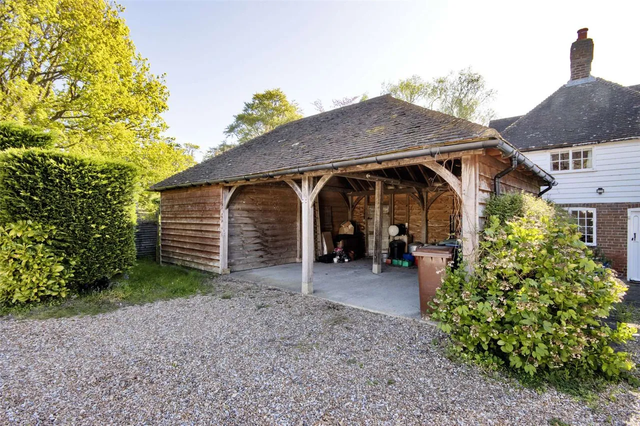 Rye Road, Sandhurst, Cranbrook, Kent, TN18 5PG, photo 12